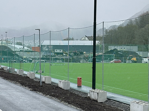 Ballgjerde rundt Slettebakken Idrettspark